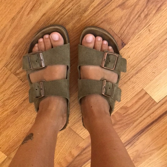 birkenstock arizona taupe soft footbed